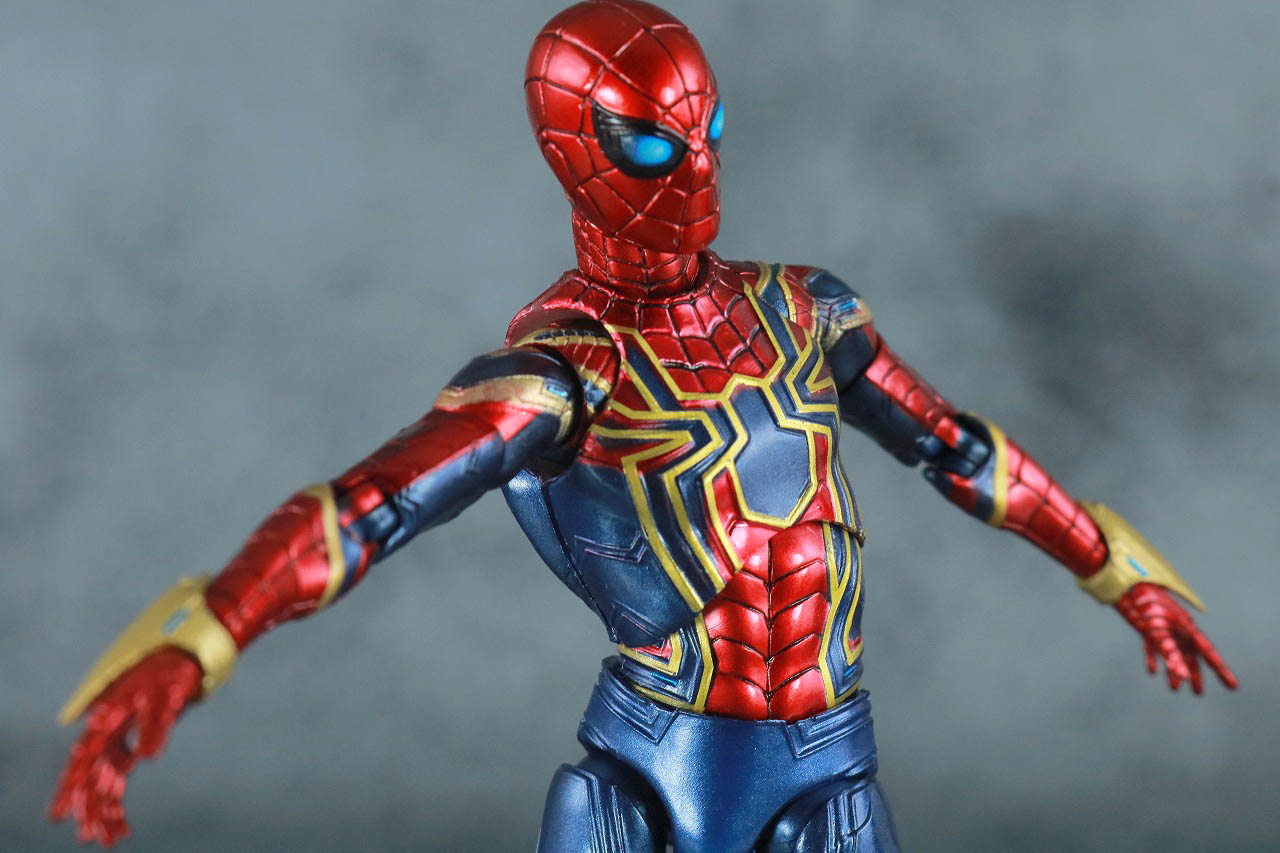 MAFEX アイアン・スパイダー　アベンジャーズ／エンドゲーム　レビュー　可動範囲