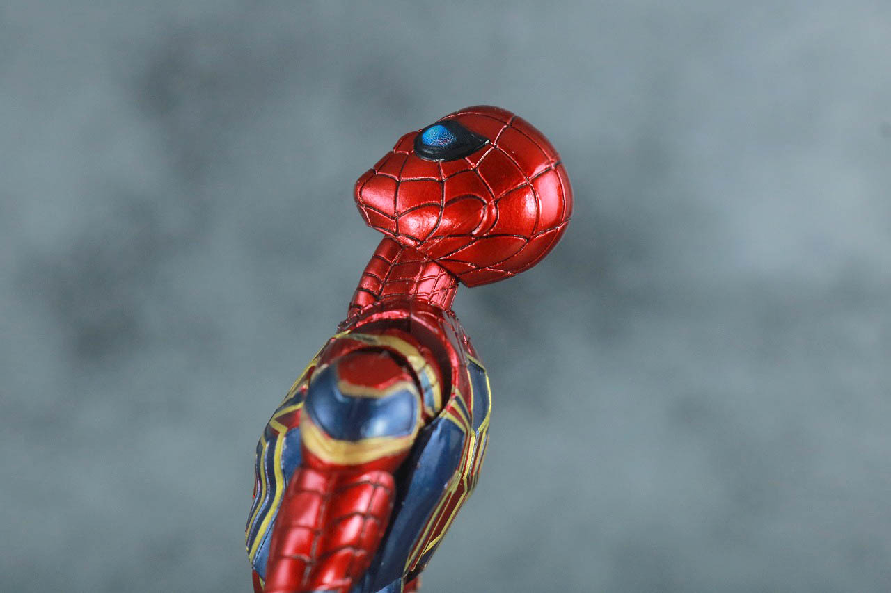 MAFEX アイアン・スパイダー　アベンジャーズ／エンドゲーム　レビュー　可動範囲