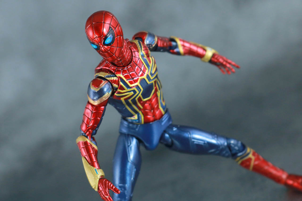 MAFEX アイアン・スパイダー　アベンジャーズ／エンドゲーム　レビュー　アクション