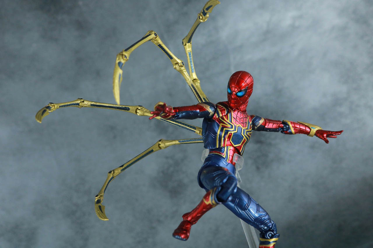 MAFEX アイアン・スパイダー　アベンジャーズ／エンドゲーム　レビュー　アクション