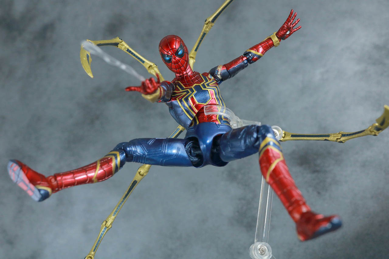 MAFEX アイアン・スパイダー　アベンジャーズ／エンドゲーム　レビュー　アクション