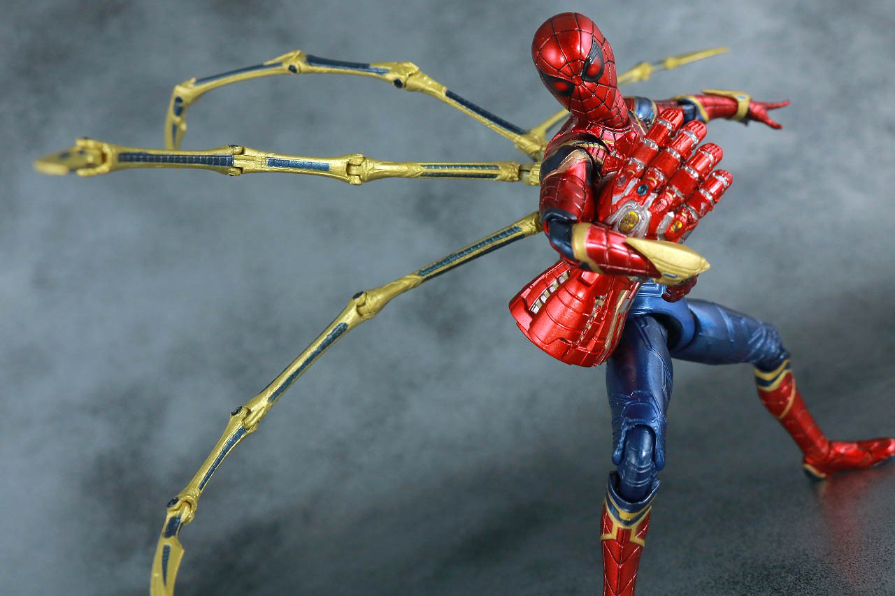 MAFEX アイアン・スパイダー　アベンジャーズ／エンドゲーム　レビュー　アクション