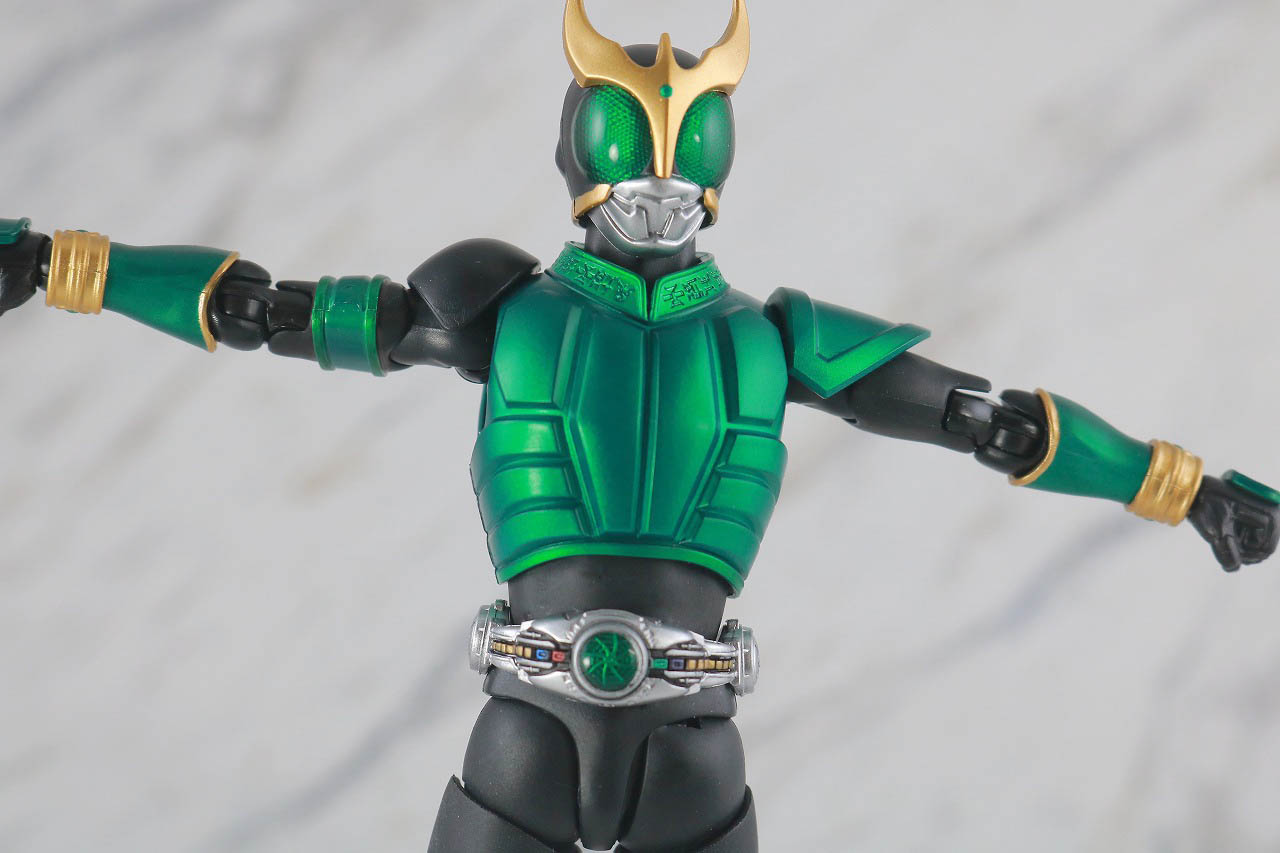 S.H.フィギュアーツ　仮面ライダークウガ　ペガサスフォーム　真骨彫製法　レビュー　可動範囲