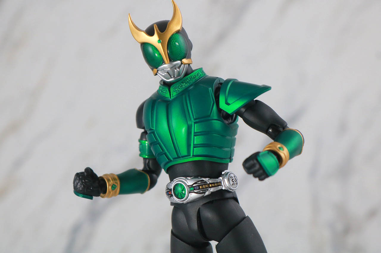 S.H.フィギュアーツ　仮面ライダークウガ　ペガサスフォーム　真骨彫製法　レビュー　アクション