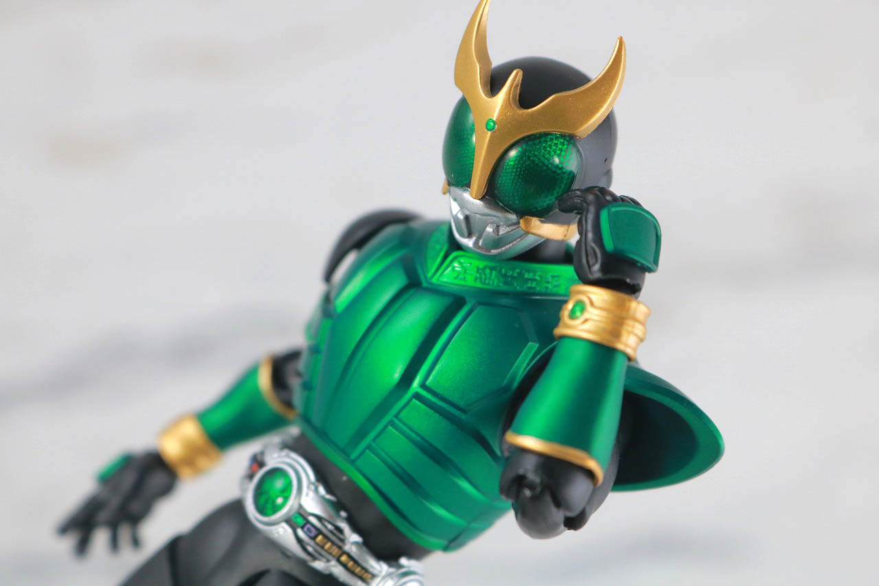 S.H.フィギュアーツ　仮面ライダークウガ　ペガサスフォーム　真骨彫製法　レビュー　アクション