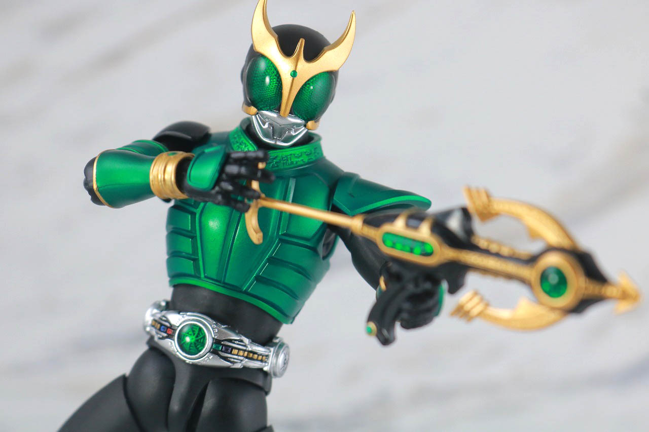 S.H.フィギュアーツ　仮面ライダークウガ　ペガサスフォーム　真骨彫製法　レビュー　アクション