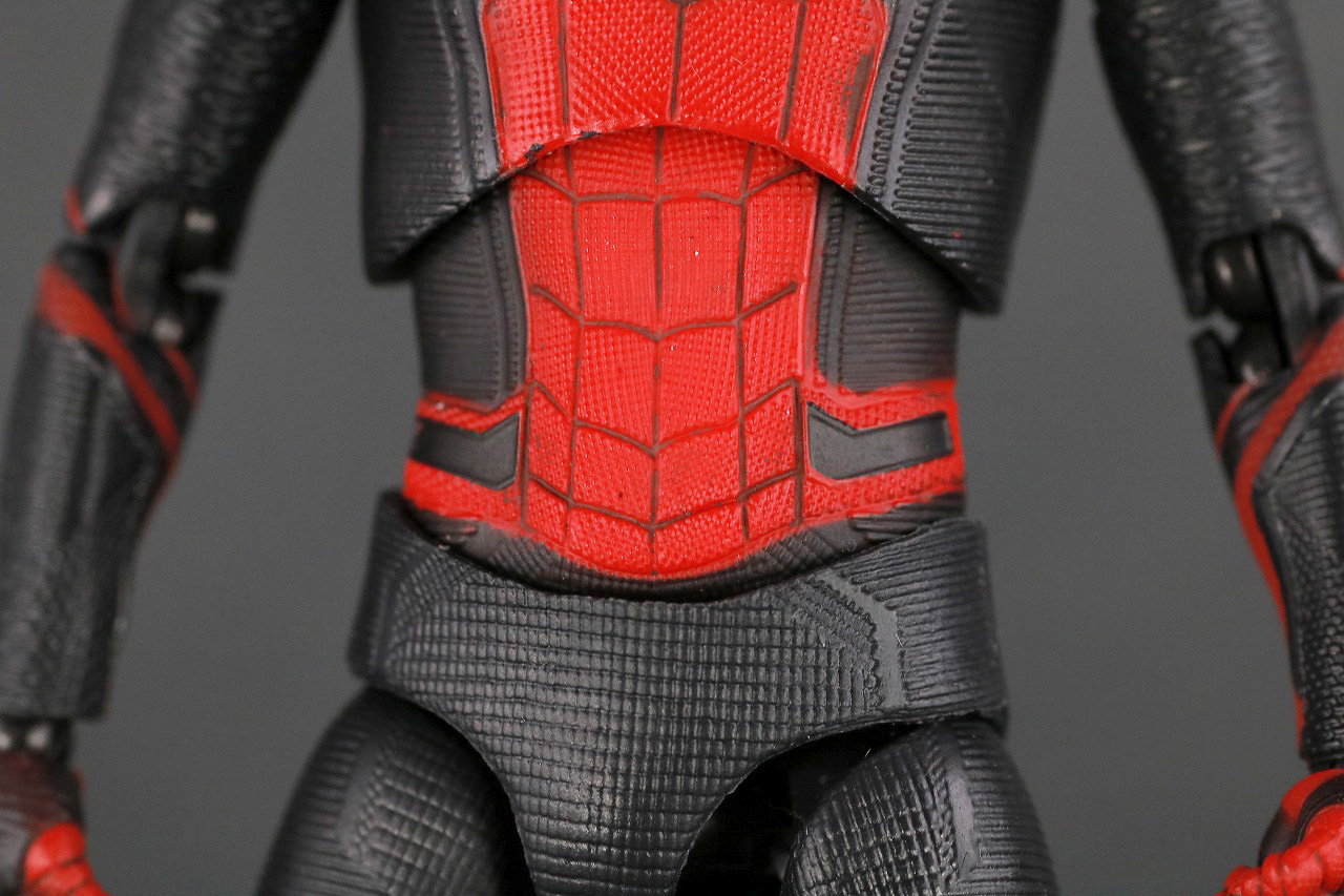 MAFEX　マフェックス　スパイダーマン　アップグレードスーツ　レビュー　本体