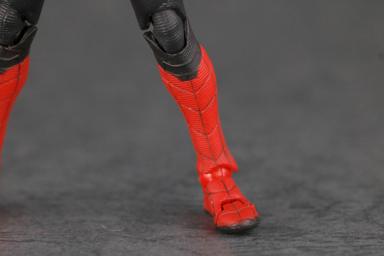 MAFEX　マフェックス　スパイダーマン　アップグレードスーツ　レビュー　本体