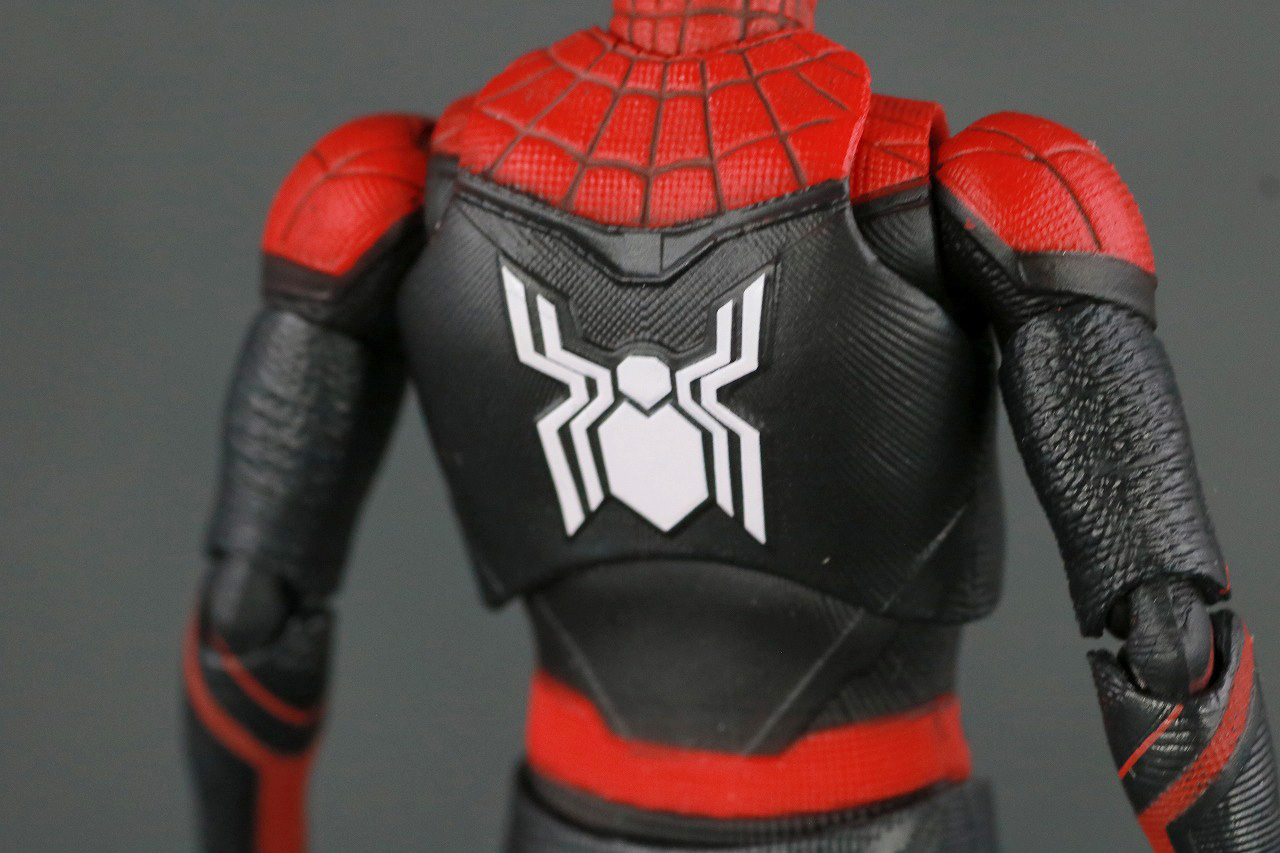 MAFEX　マフェックス　スパイダーマン　アップグレードスーツ　レビュー　本体