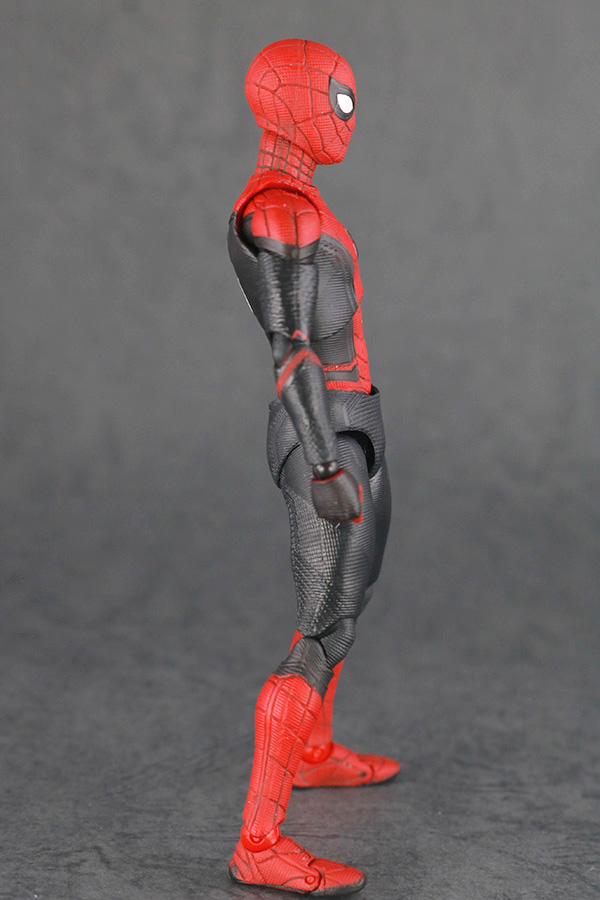 MAFEX　マフェックス　スパイダーマン　アップグレードスーツ　レビュー　本体