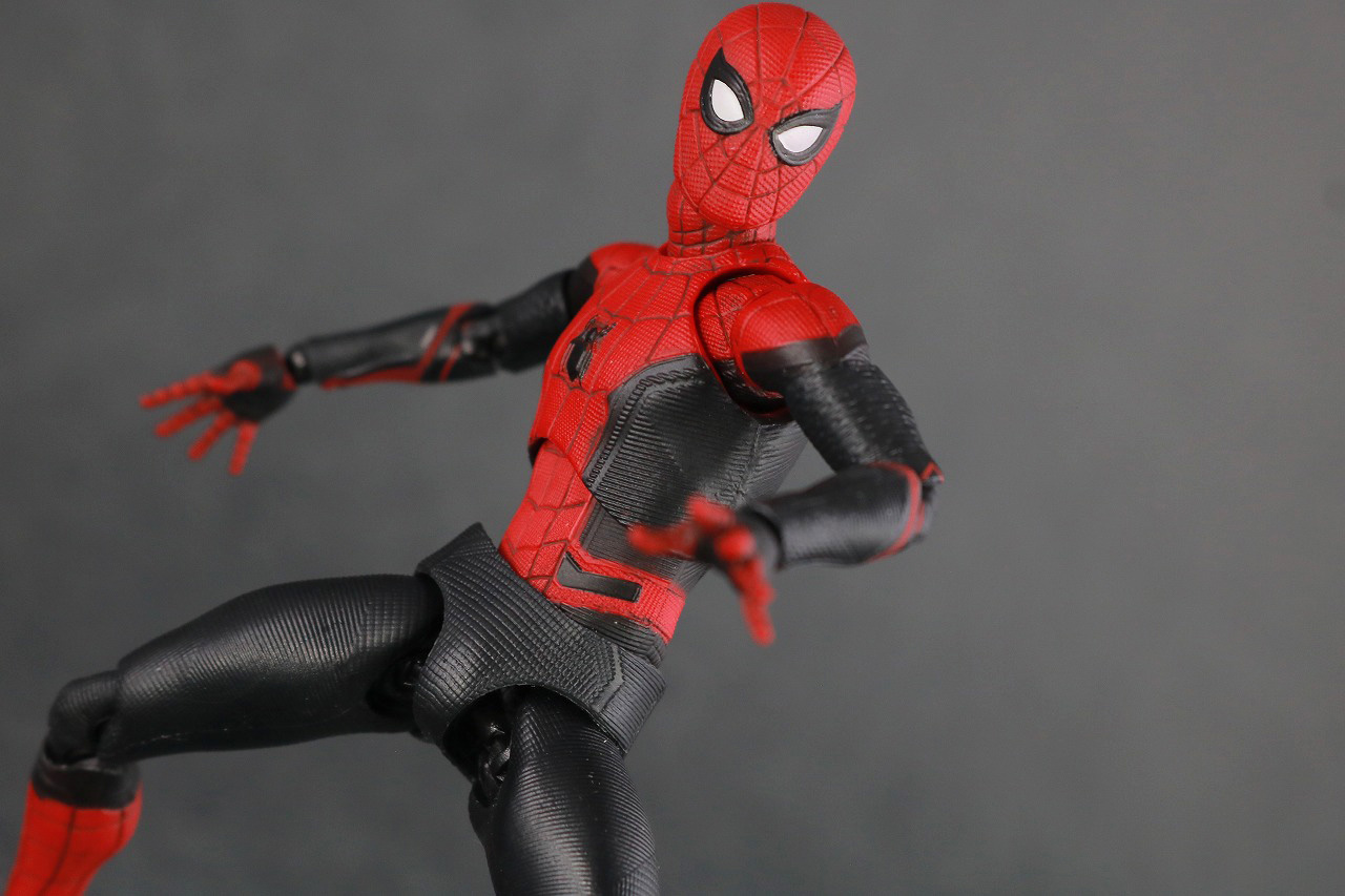 MAFEX　マフェックス　スパイダーマン　アップグレードスーツ　レビュー　アクション　