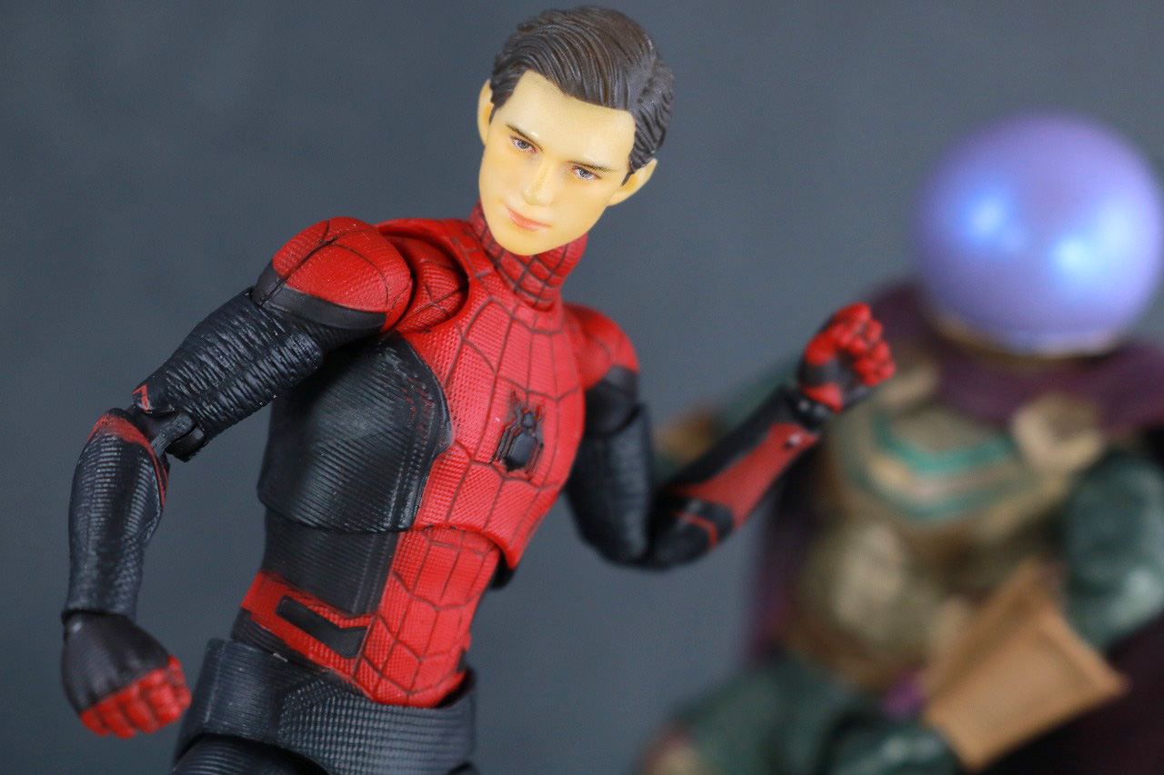 MAFEX　マフェックス　スパイダーマン　アップグレードスーツ　レビュー　アクション　ピーター・パーカー