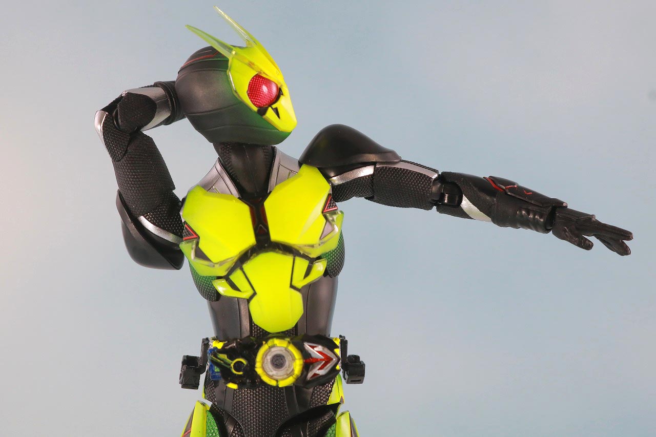 S.H.フィギュアーツ　仮面ライダーゼロワン　リアライジングホッパー　レビュー　可動範囲