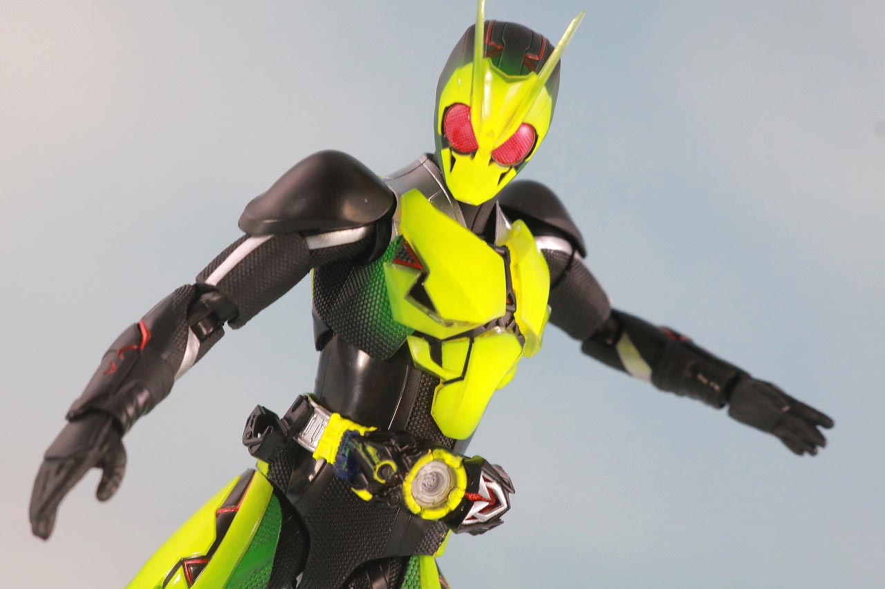 S.H.フィギュアーツ　仮面ライダーゼロワン　リアライジングホッパー　レビュー　アクション