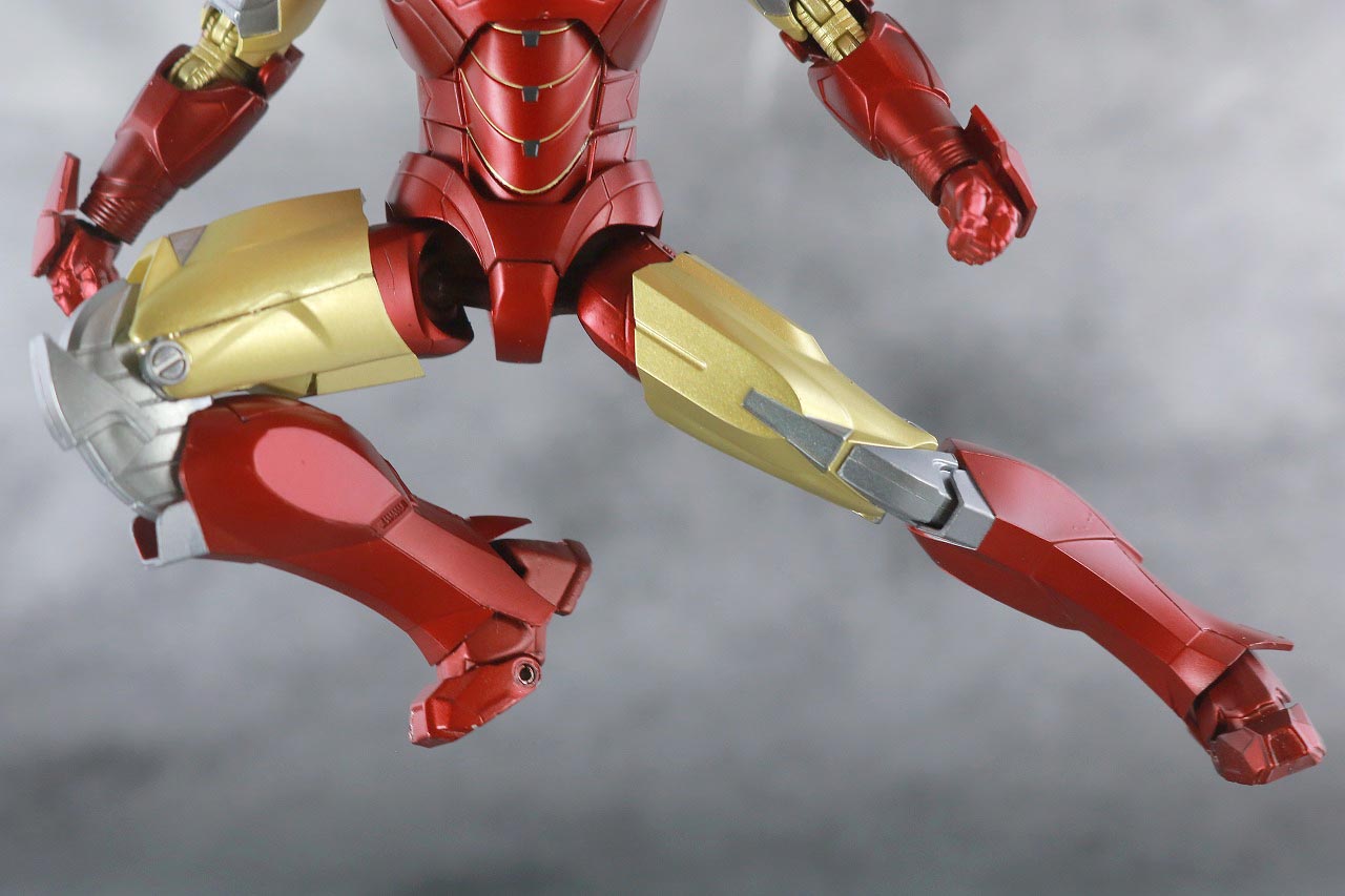 S.H.フィギュアーツ　アイアンマン マーク6　BATTLE DAMAGE EDITION　アベンジャーズ　レビュー　可動範囲