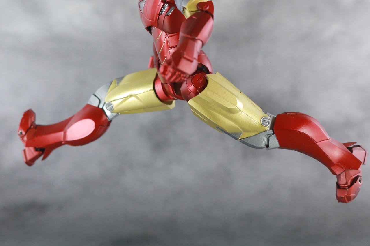 S.H.フィギュアーツ　アイアンマン マーク6　BATTLE DAMAGE EDITION　アベンジャーズ　レビュー　可動範囲