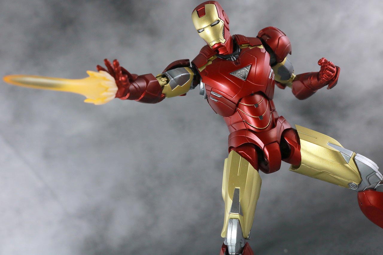 S.H.フィギュアーツ　アイアンマン マーク6　BATTLE DAMAGE EDITION　アベンジャーズ　レビュー　アクション