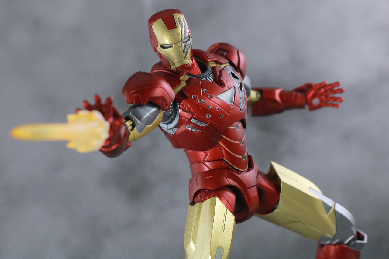 S.H.フィギュアーツ　アイアンマン マーク6　BATTLE DAMAGE EDITION　アベンジャーズ　レビュー　アクション