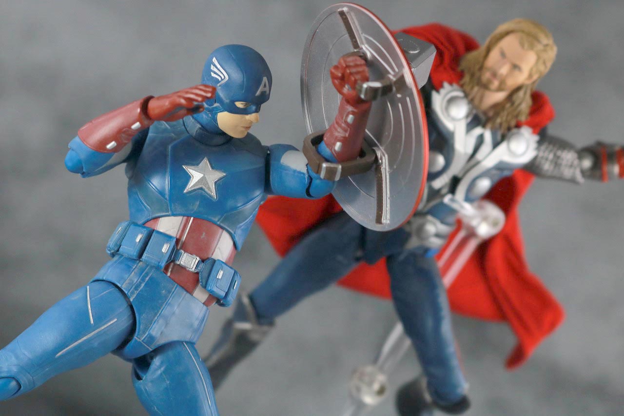 S.H.フィギュアーツ　キャプテンアメリカ　AVENGERS ASSEMBLE　EDITION　レビュー　アクション　ソー