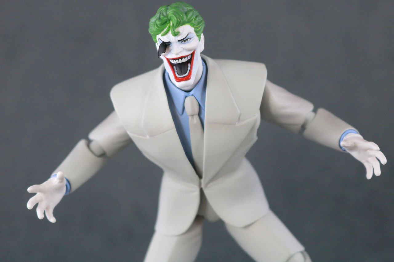 MAFEX　ジョーカー（『BATMAN The Dark Knight Returns』）　レビュー