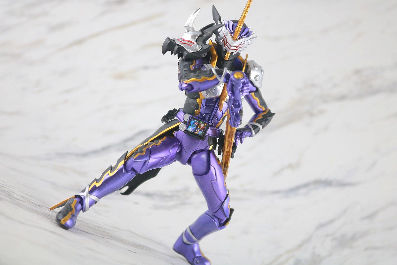 S.H.フィギュアーツ　仮面ライダーカリバー　ジャアクドラゴン　レビュー　アクション