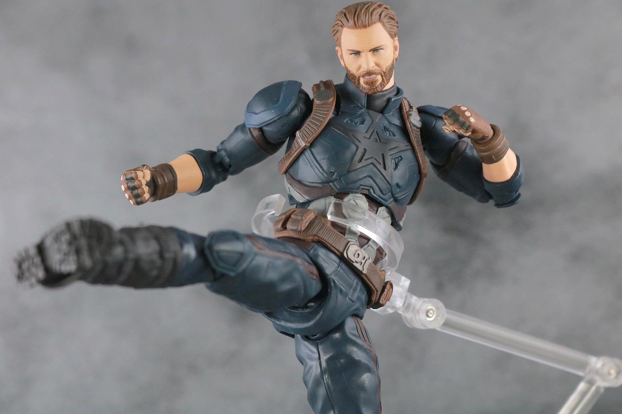 MAFEX　キャプテンアメリカ　アベンジャーズ　インフィニティウォー　レビュー　アクション