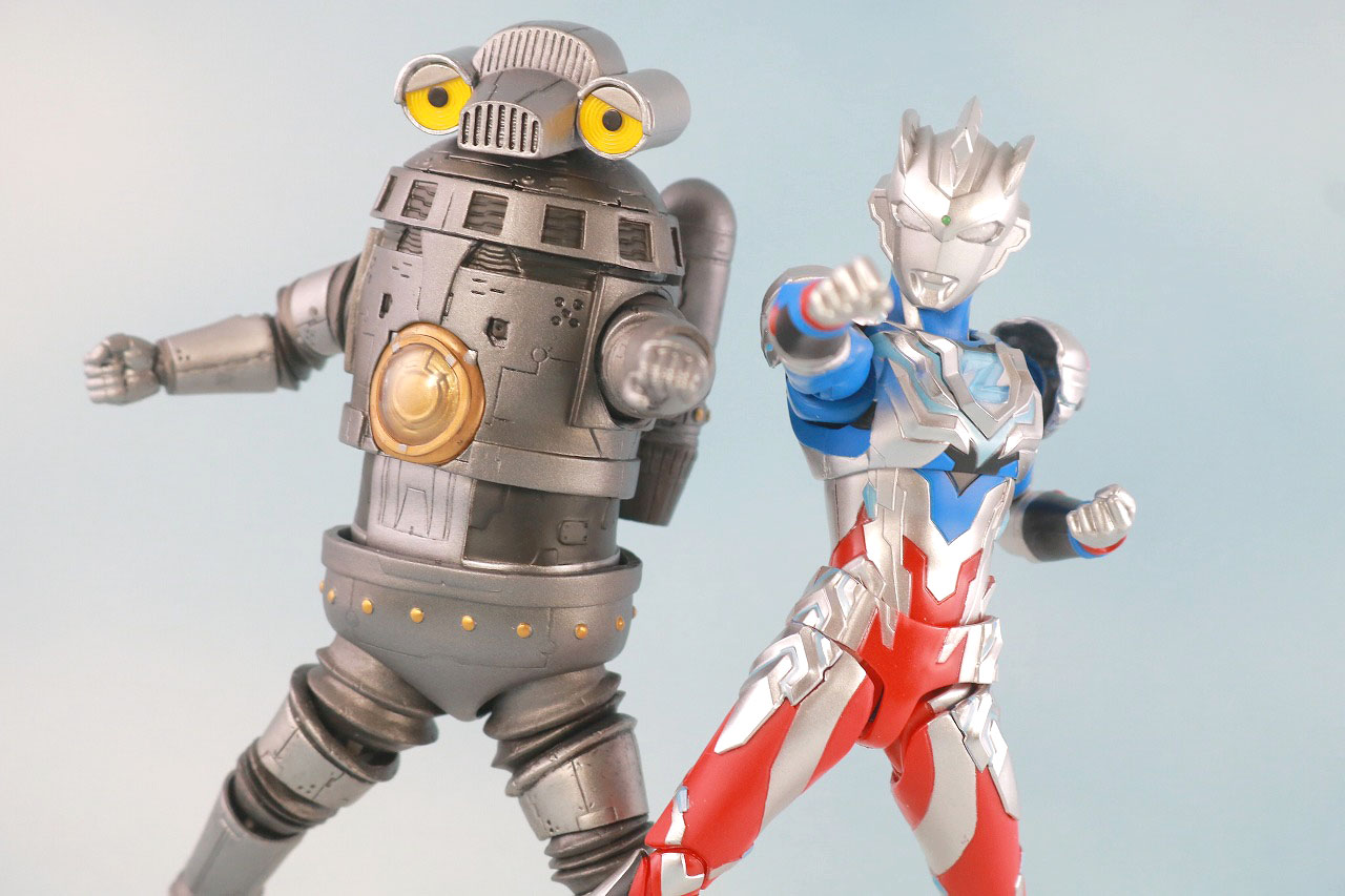 S.H.フィギュアーツ　特空機1号　セブンガー　レビュー　アクション　ウルトラマンゼット　アルファエッジ