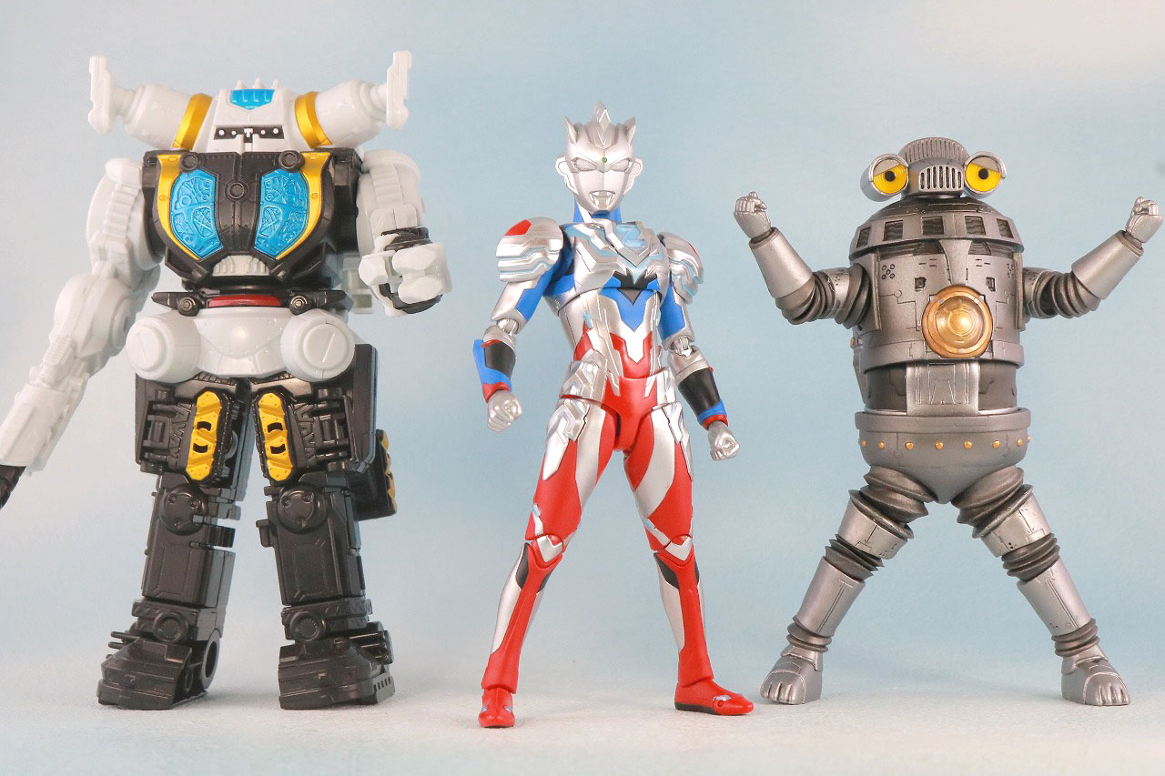 S.H.フィギュアーツ　特空機1号　セブンガー　レビュー　アクション　ウルトラマンゼット　アルファエッジ　キングジョーストレイジカスタム