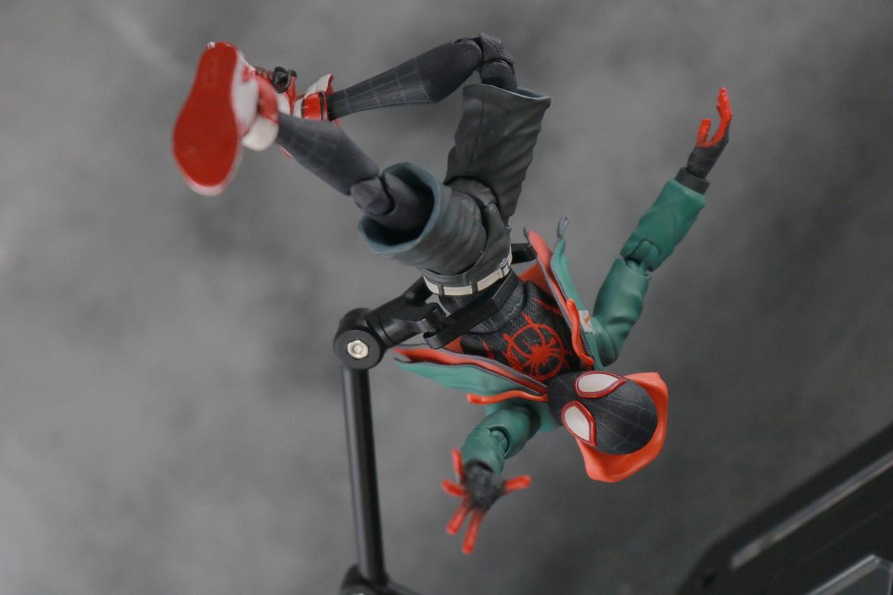 千値練　SVアクション　マイルス・モラレス／スパイダーマン　アクション