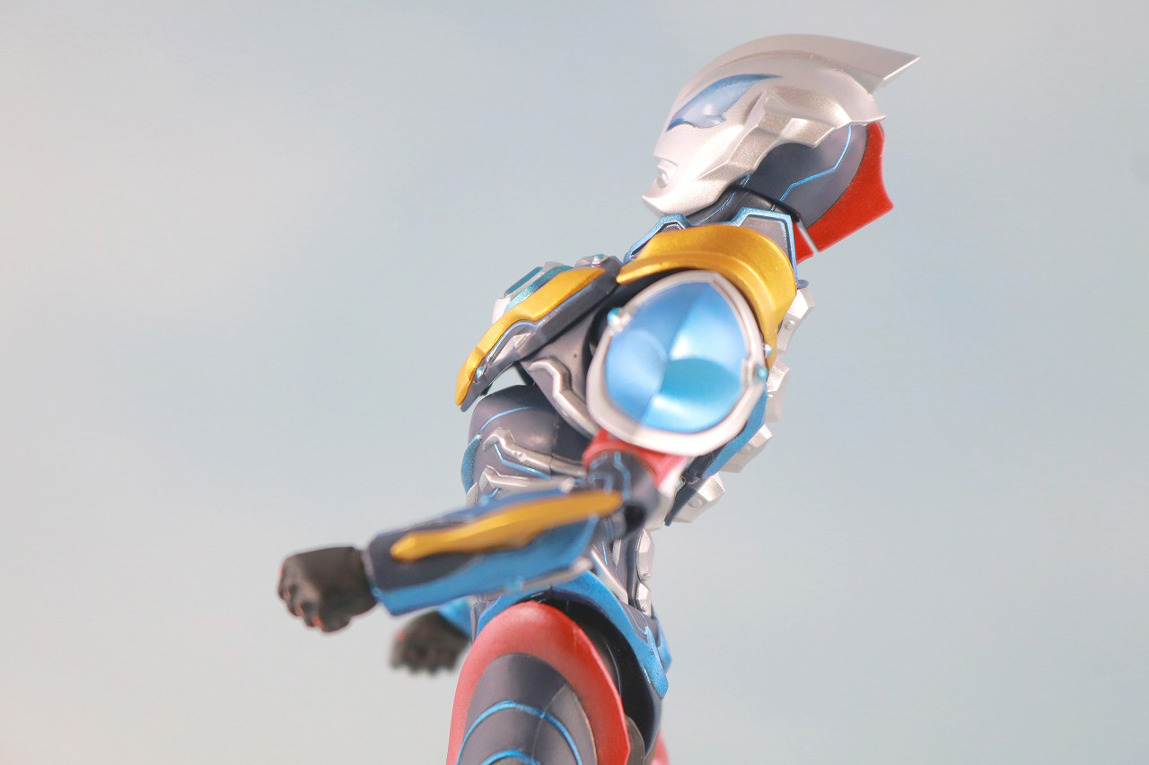 S.H.フィギュアーツ　ウルトラマンジード　ギャラクシーライジング　レビュー　可動範囲