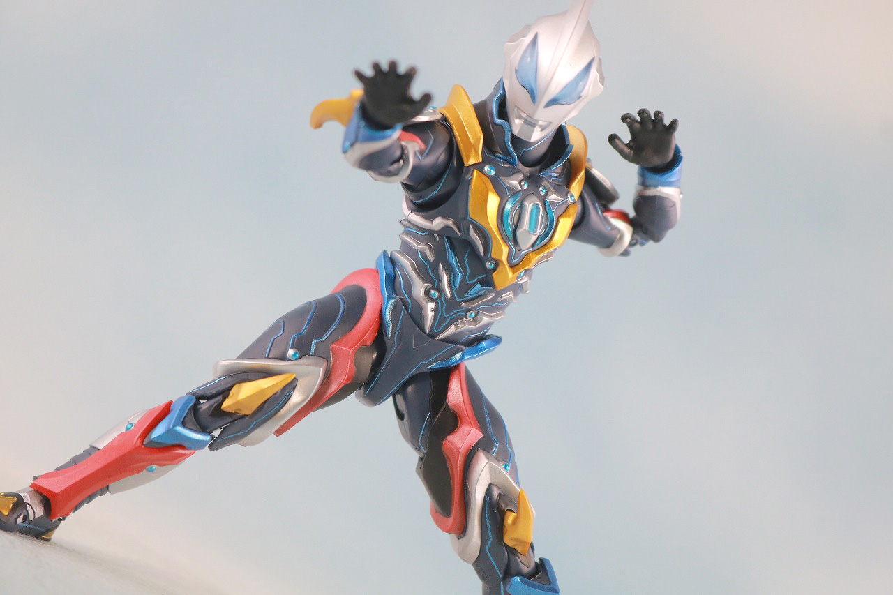 S.H.フィギュアーツ　ウルトラマンジード　ギャラクシーライジング　レビュー　アクション