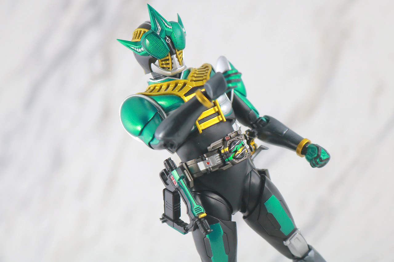 S.H.フィギュアーツ　仮面ライダーゼロノス アルタイルフォーム 真骨彫製法　レビュー　アクション