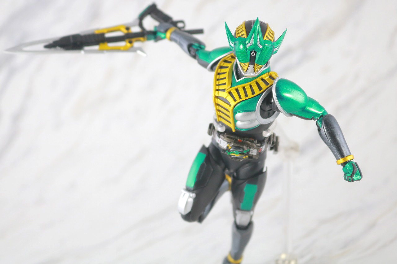 S.H.フィギュアーツ　仮面ライダーゼロノス アルタイルフォーム 真骨彫製法　レビュー　アクション