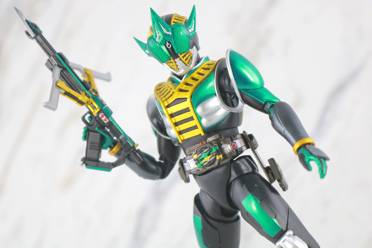 S.H.フィギュアーツ　仮面ライダーゼロノス アルタイルフォーム 真骨彫製法　レビュー　アクション