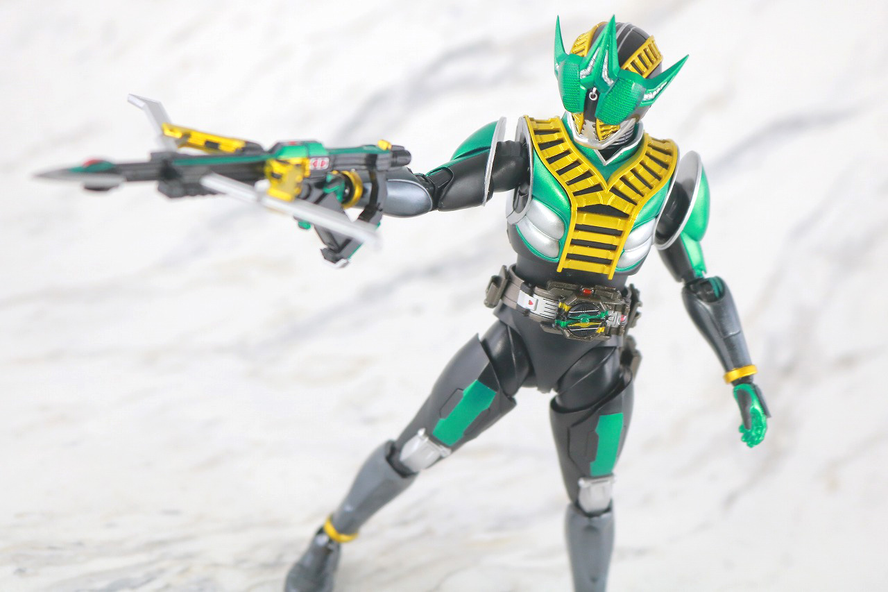 S.H.フィギュアーツ　仮面ライダーゼロノス アルタイルフォーム 真骨彫製法　レビュー　アクション