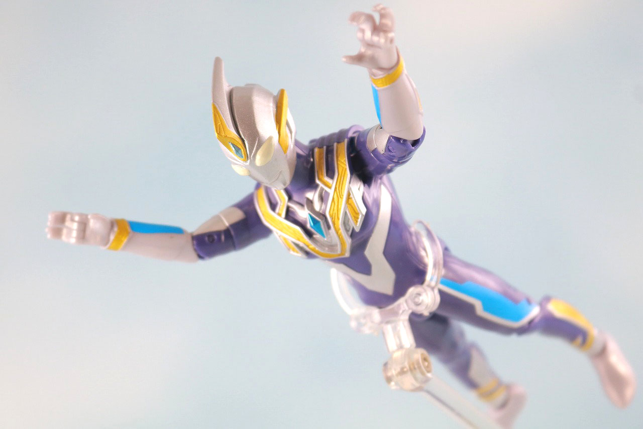 ウルトラアクションフィギュア　ウルトラマントリガー スカイタイプ　レビュー　アクション