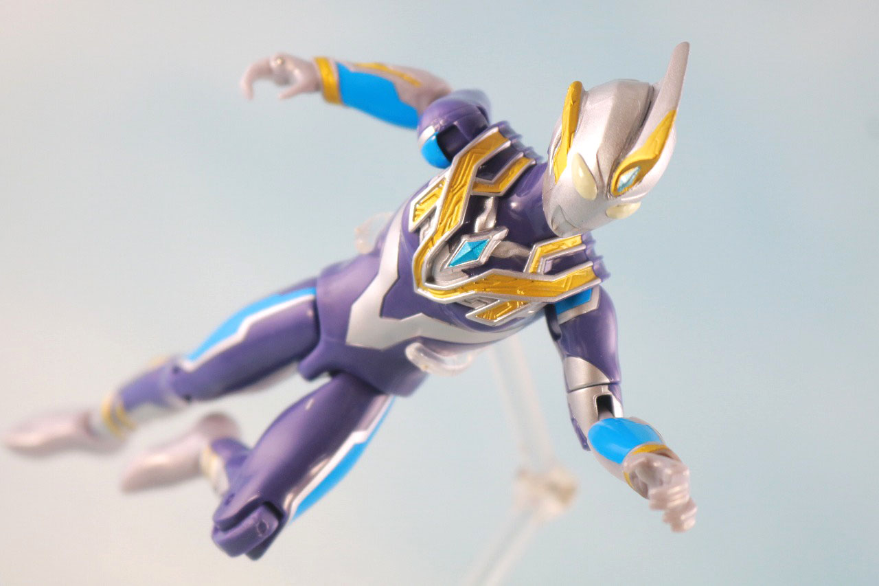 ウルトラアクションフィギュア　ウルトラマントリガー スカイタイプ　レビュー　アクション