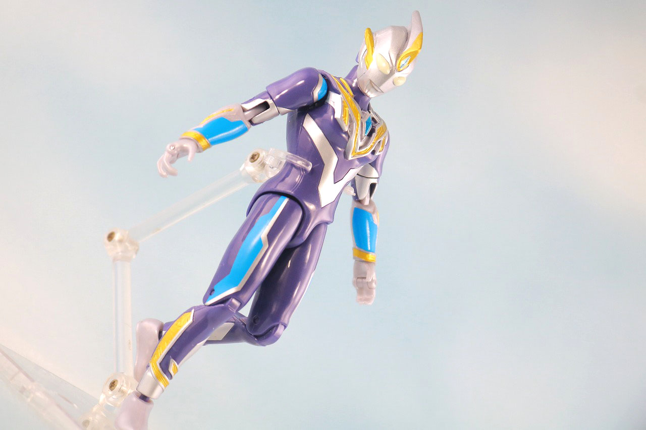 ウルトラアクションフィギュア　ウルトラマントリガー スカイタイプ　レビュー　アクション