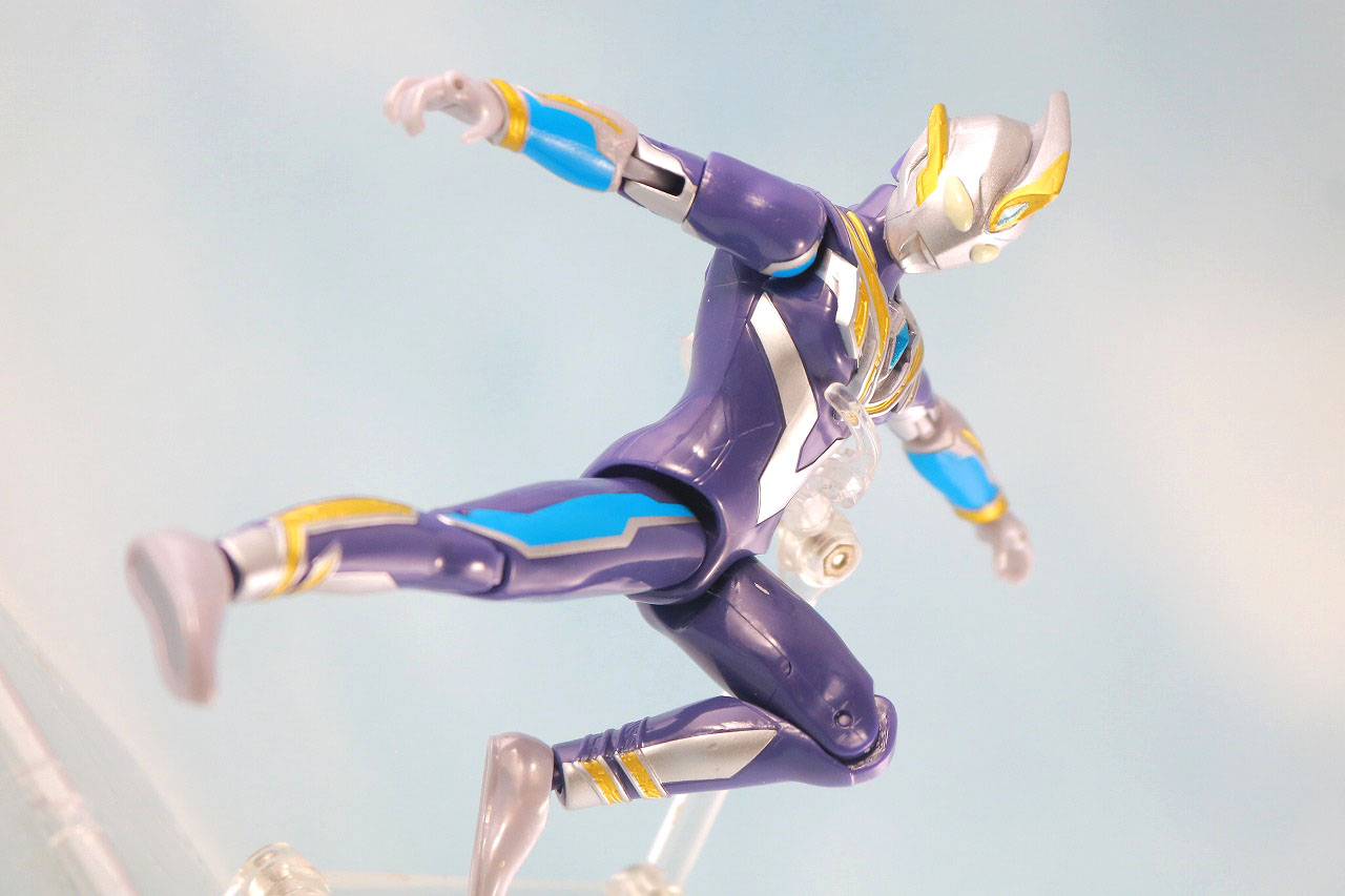 ウルトラアクションフィギュア　ウルトラマントリガー スカイタイプ　レビュー　アクション