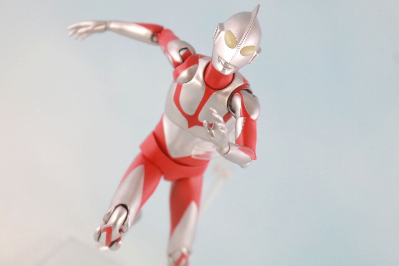 MAFEX　マフェックス　シン・ウルトラマン　レビュー　アクション