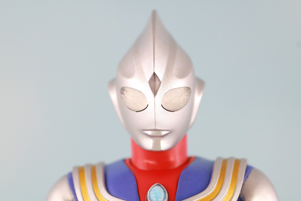 S.H.フィギュアーツ　ウルトラマンティガ マルチタイプ　真骨彫製法　レビュー　本体