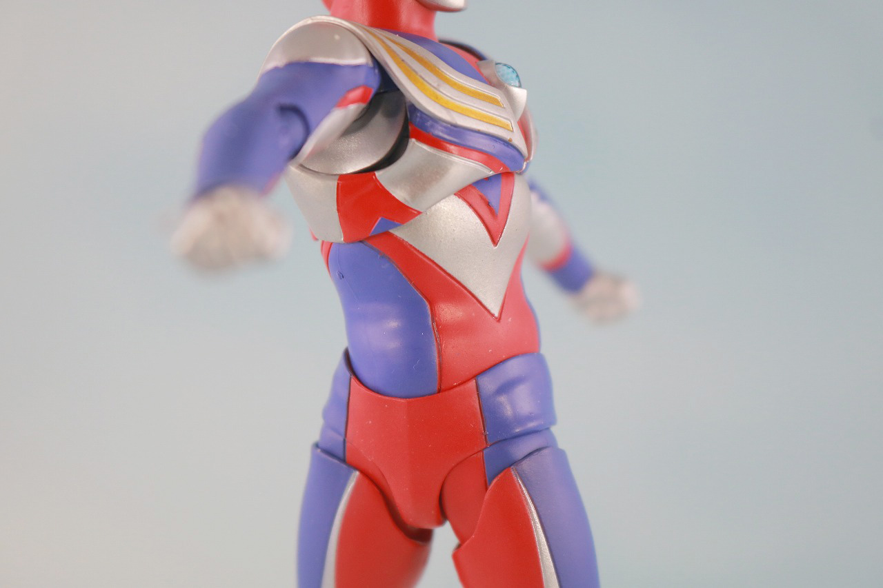 S.H.フィギュアーツ　ウルトラマンティガ マルチタイプ　真骨彫製法　レビュー　可動範囲