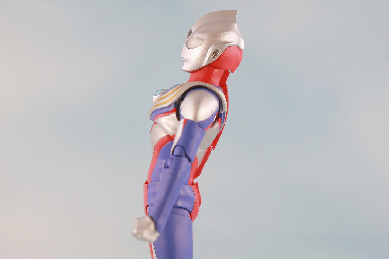 S.H.フィギュアーツ　ウルトラマンティガ マルチタイプ　真骨彫製法　レビュー　可動範囲