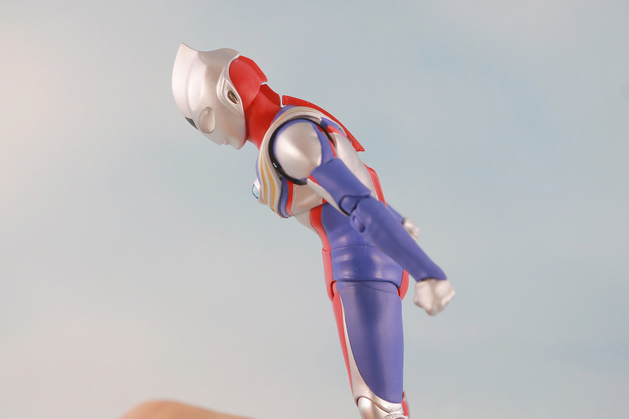 S.H.フィギュアーツ　ウルトラマンティガ マルチタイプ　真骨彫製法　レビュー　可動範囲