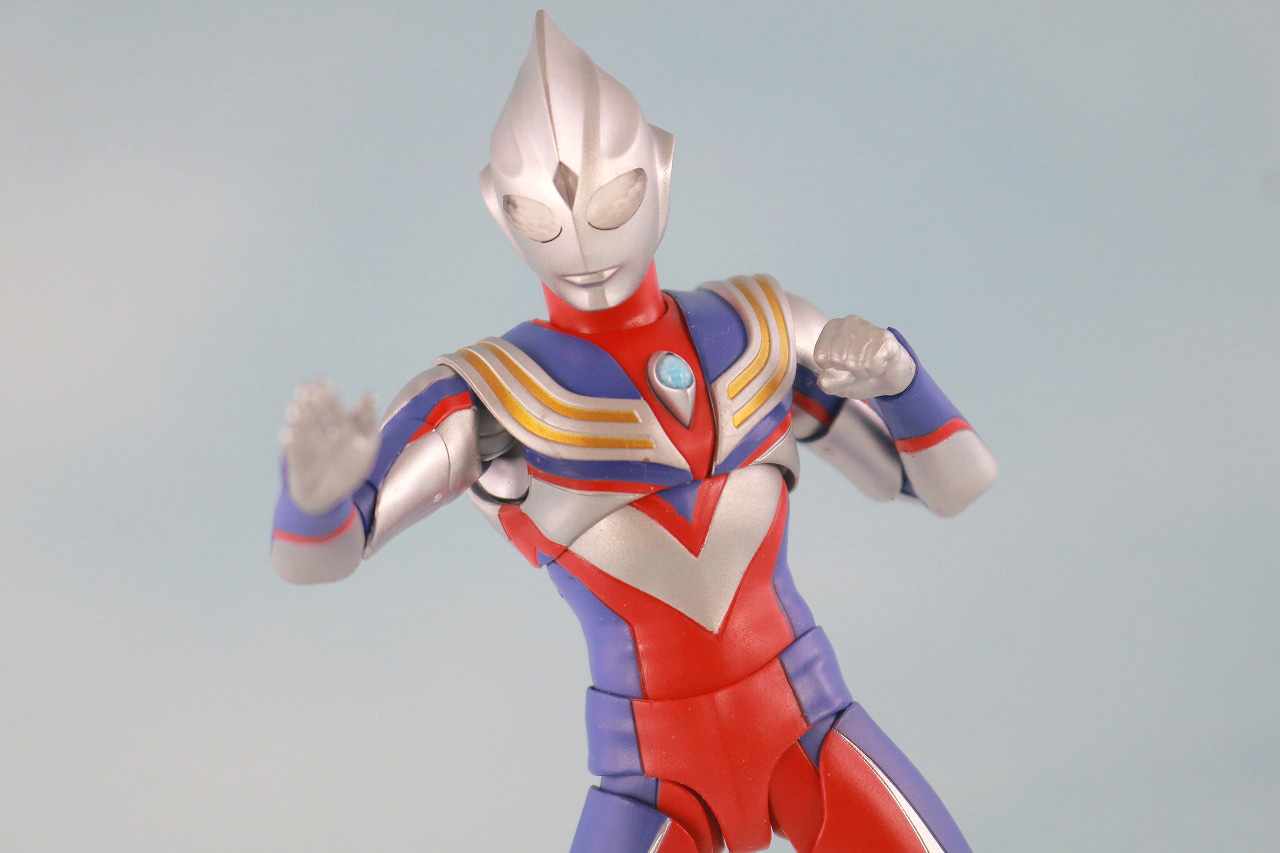 S.H.フィギュアーツ　ウルトラマンティガ マルチタイプ　真骨彫製法　レビュー　アクション