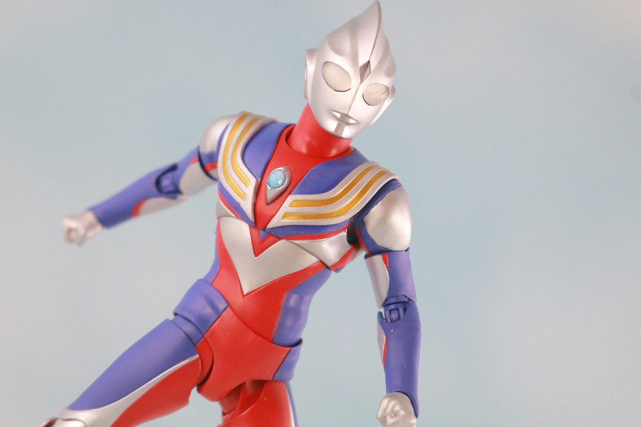 S.H.フィギュアーツ　ウルトラマンティガ マルチタイプ　真骨彫製法　レビュー　アクション