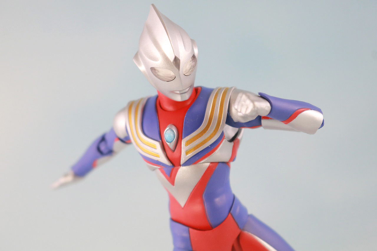 S.H.フィギュアーツ　ウルトラマンティガ マルチタイプ　真骨彫製法　レビュー　アクション