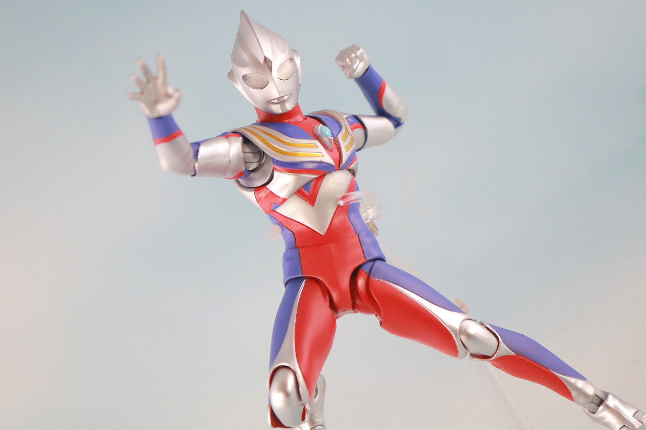 S.H.フィギュアーツ　ウルトラマンティガ マルチタイプ　真骨彫製法　レビュー　アクション