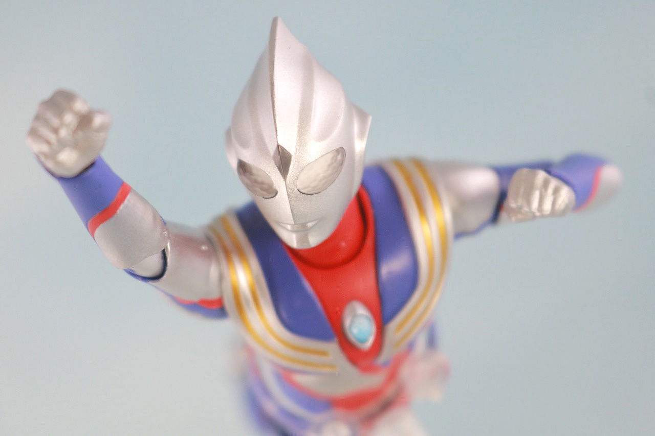 S.H.フィギュアーツ　ウルトラマンティガ マルチタイプ　真骨彫製法　レビュー　アクション