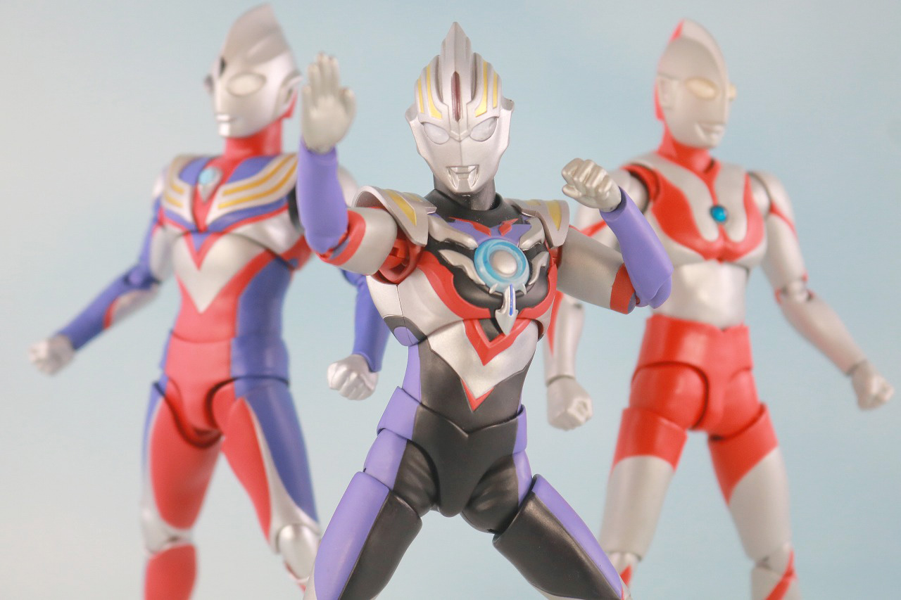 S.H.フィギュアーツ　ウルトラマンティガ マルチタイプ　真骨彫製法　レビュー　アクション　ウルトラマンオーブ　スペシウムゼペリオン